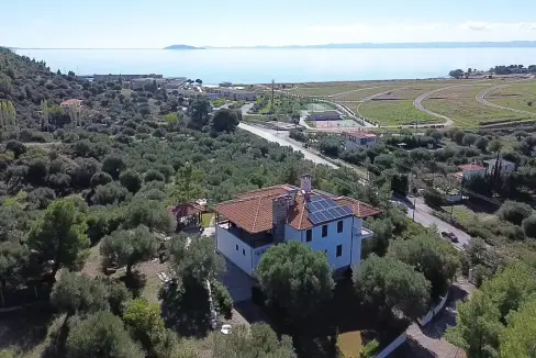 2025 10 30 12 08 58 810