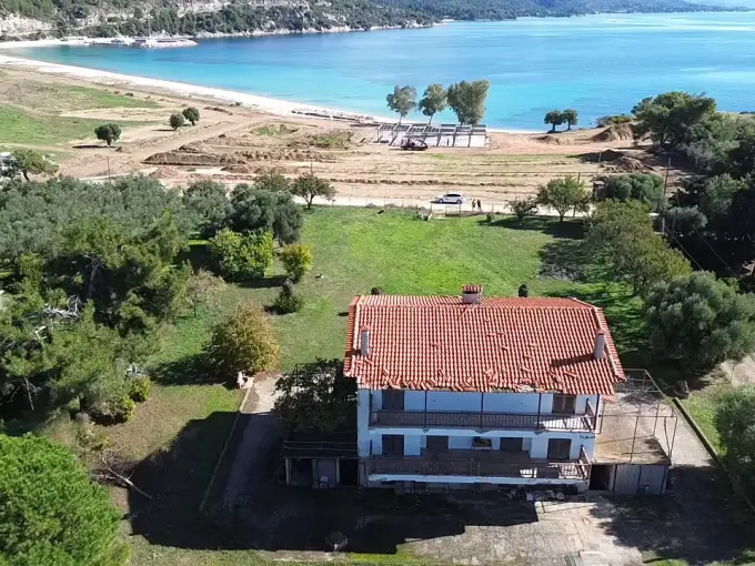 2025 10 30 12 55 50 648 2