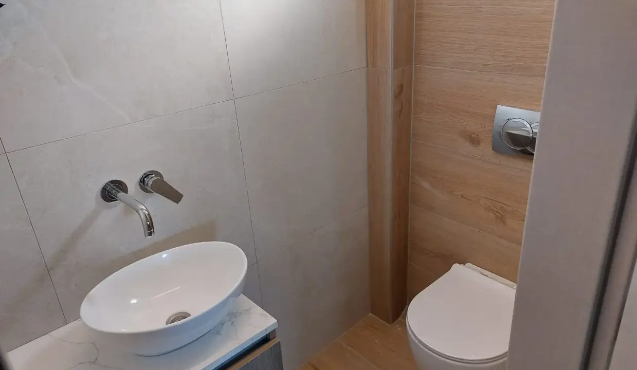 41728e19-f5f9-4976-b634-2dfd5c5dd29c