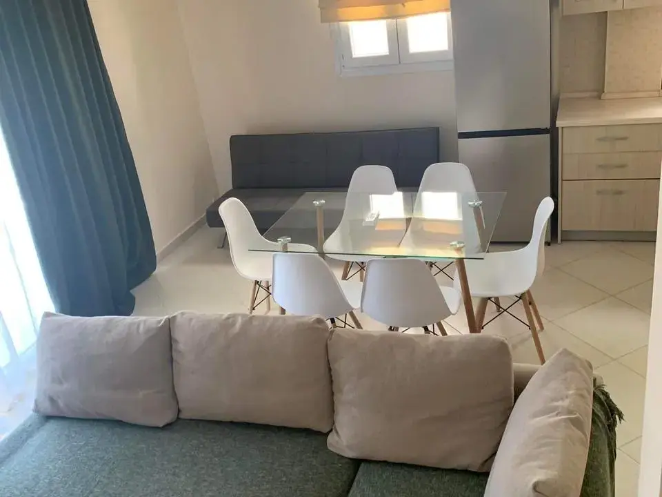 bb4c2ed3-4271-4fc8-98fc-72d8fcc38cf7