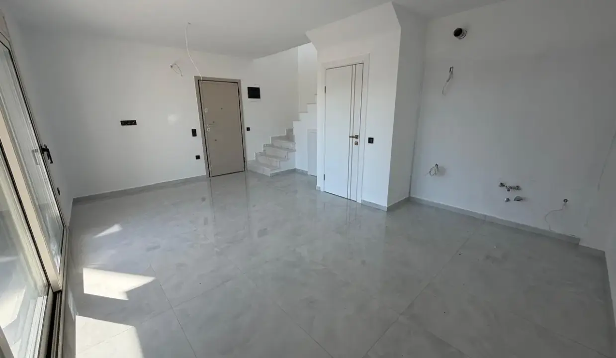 0950ab84-ecdc-406d-8df8-f2f6978d53ae