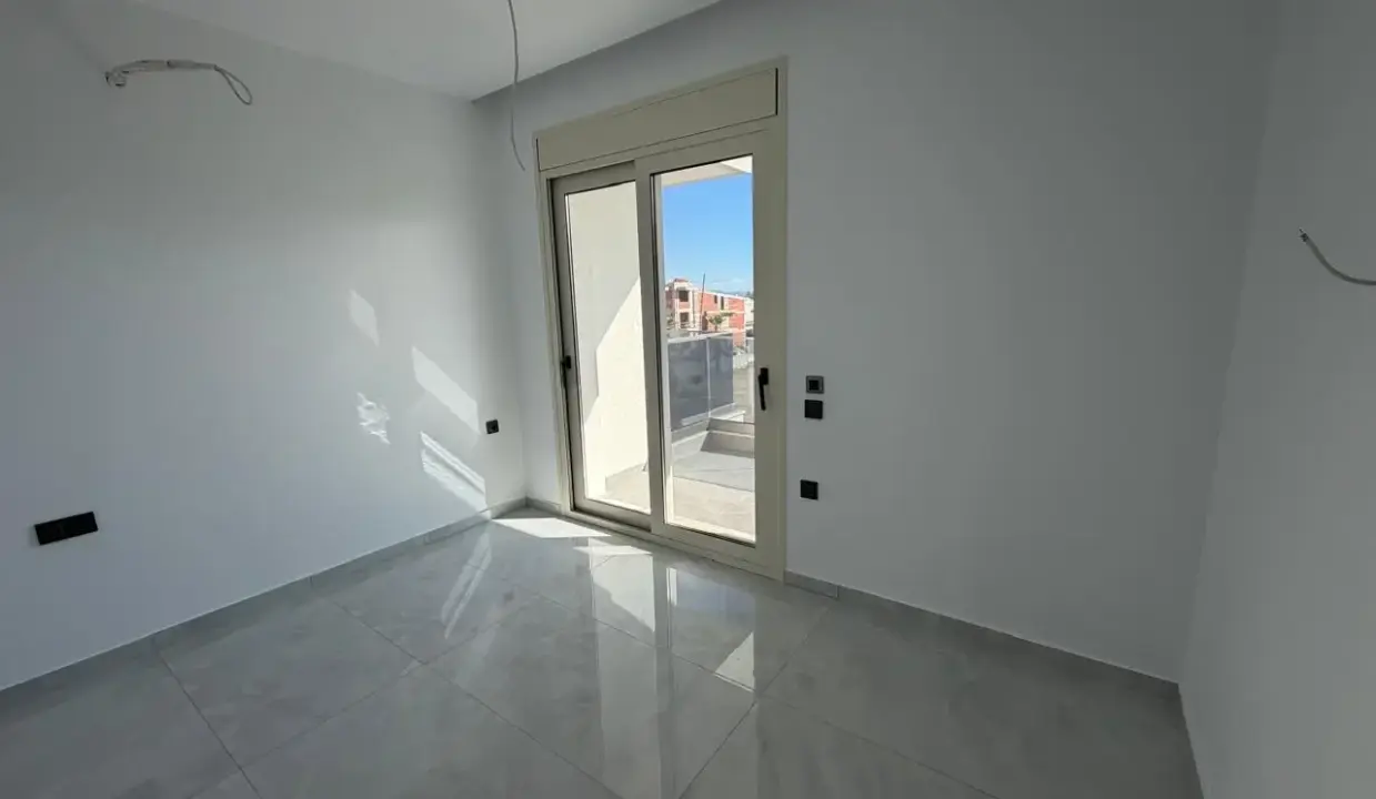 26ffb9c4-3a0b-4bc3-a63e-18b848ee96c2