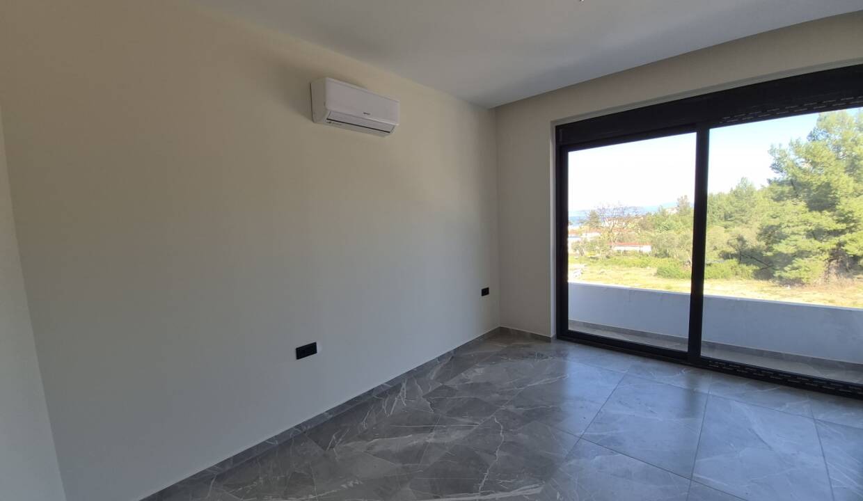 c365dc96-a68c-4dc5-880b-eba4e59d91af