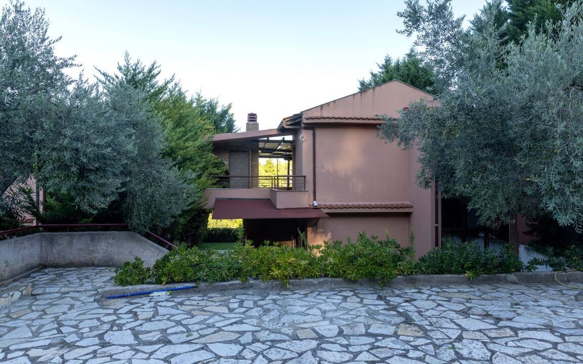 4392e194-de57-48e9-b4ed-be1731beee0b