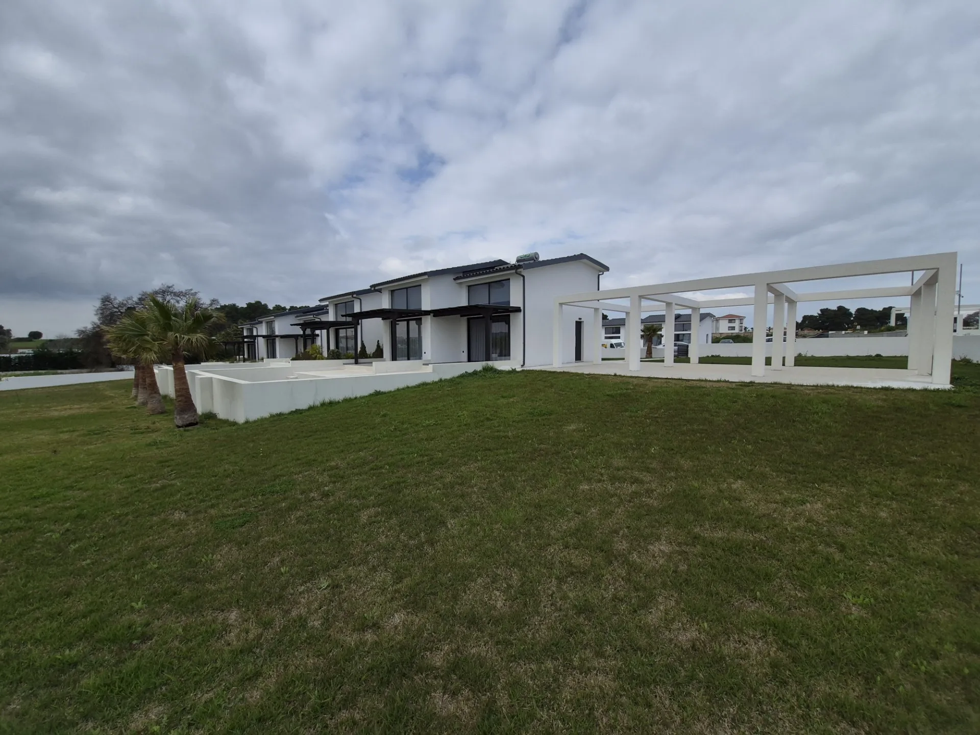 76e09074 55ce 4e9d b2d3 4d28e9b71b11 3