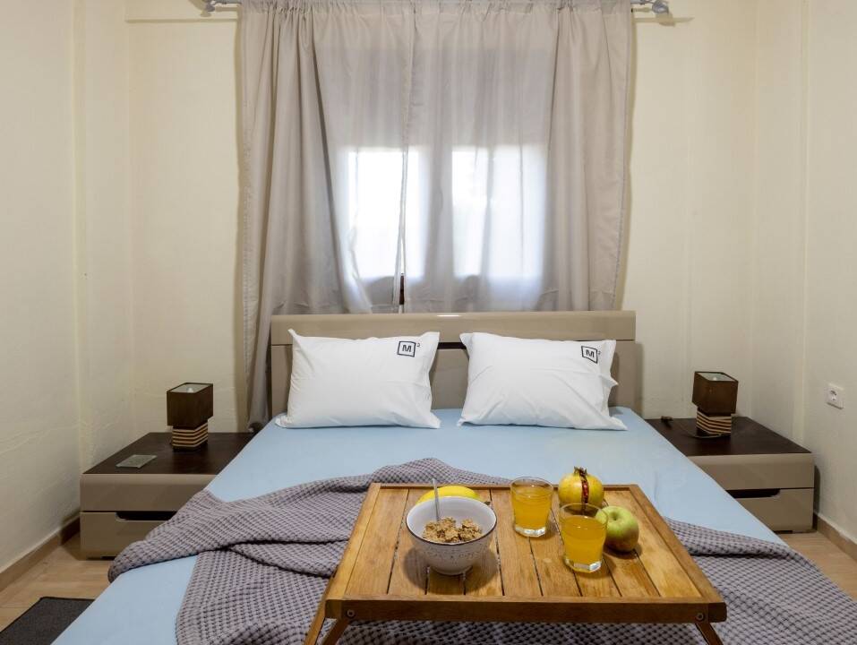 dfb8d1da-e039-4166-97e4-b35e94d39879